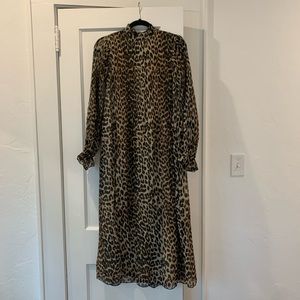 NWT Ganni pleated Georgette dress in leopard size 34